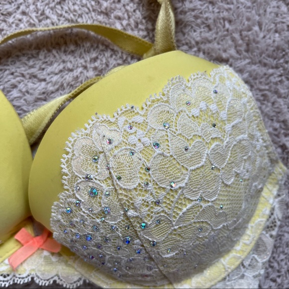 VS Yellow and White Embellished Lace and Jewel Dream Angels Pushup Bra 34B - Picture 3 of 7
